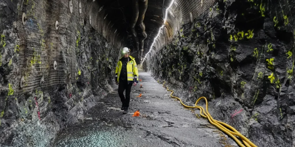 Nuclear Waste Isn’t Going Away, and Neither Is the Problem